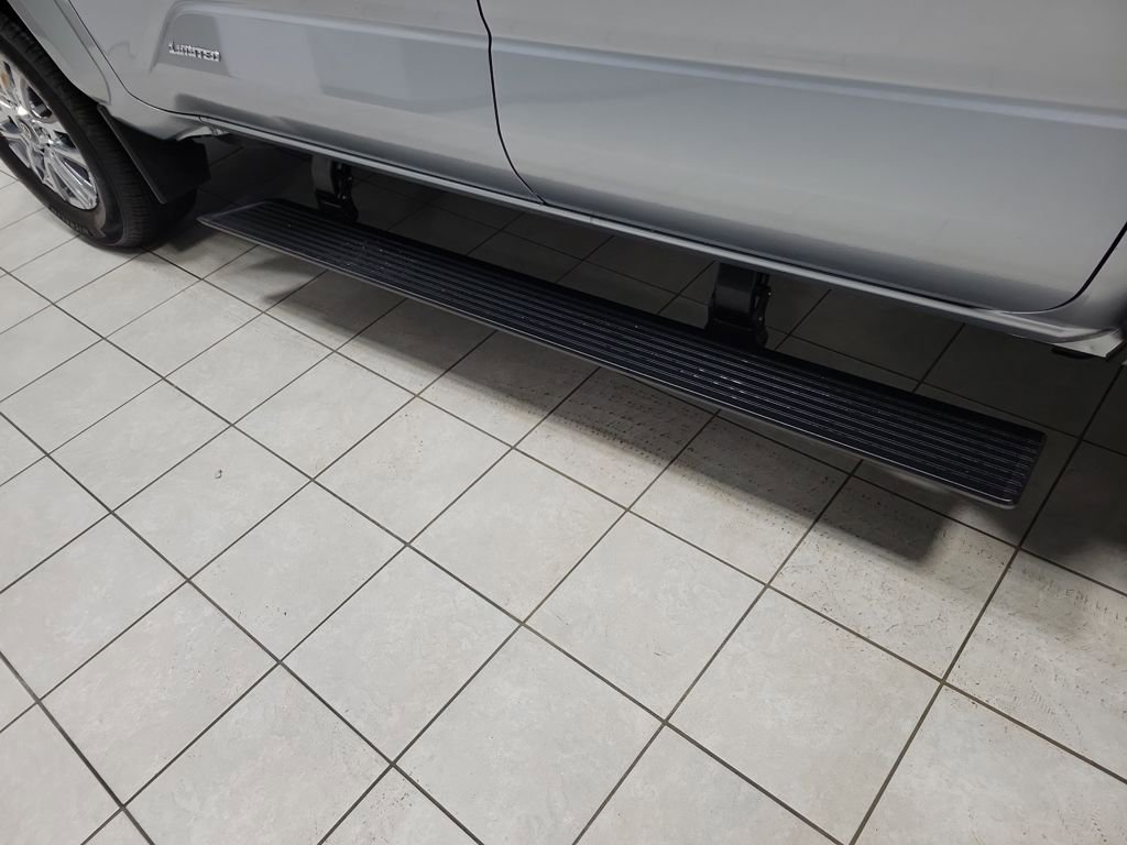 Used 2025 Toyota Tacoma Limited image 36