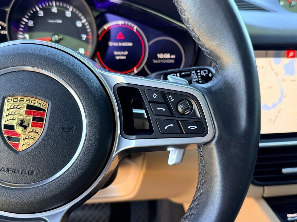 Used 2021 Porsche Cayenne image 26