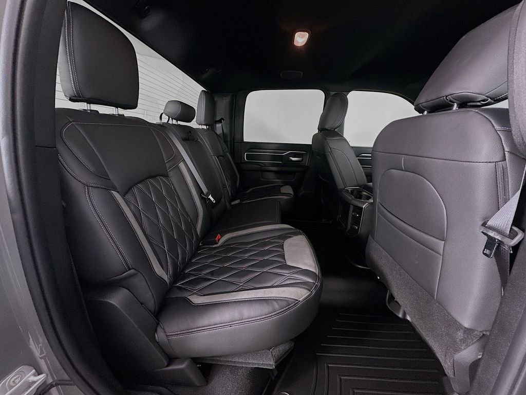 New 2026 RAM 3500 Big Horn AWD/4WD image 33