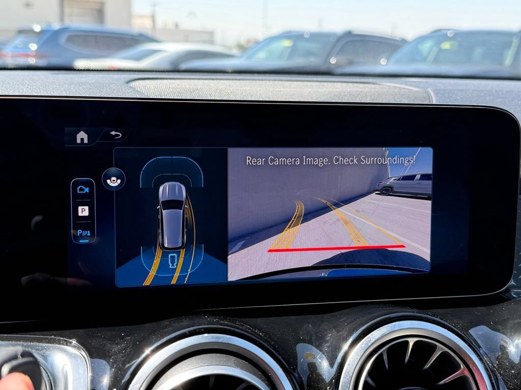 Used 2026 Mercedes-Benz GLB 250 image 21