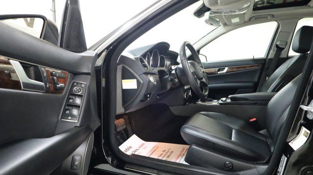 Used 2013 Mercedes-Benz C 300 4MATIC Sedan image 9