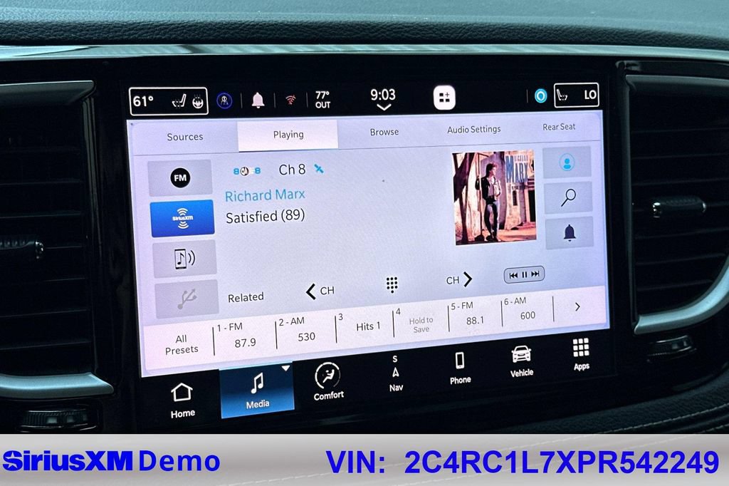 Used 2023 Chrysler Pacifica Touring-L w/ Uconnect Theater Family Group FWD image 30