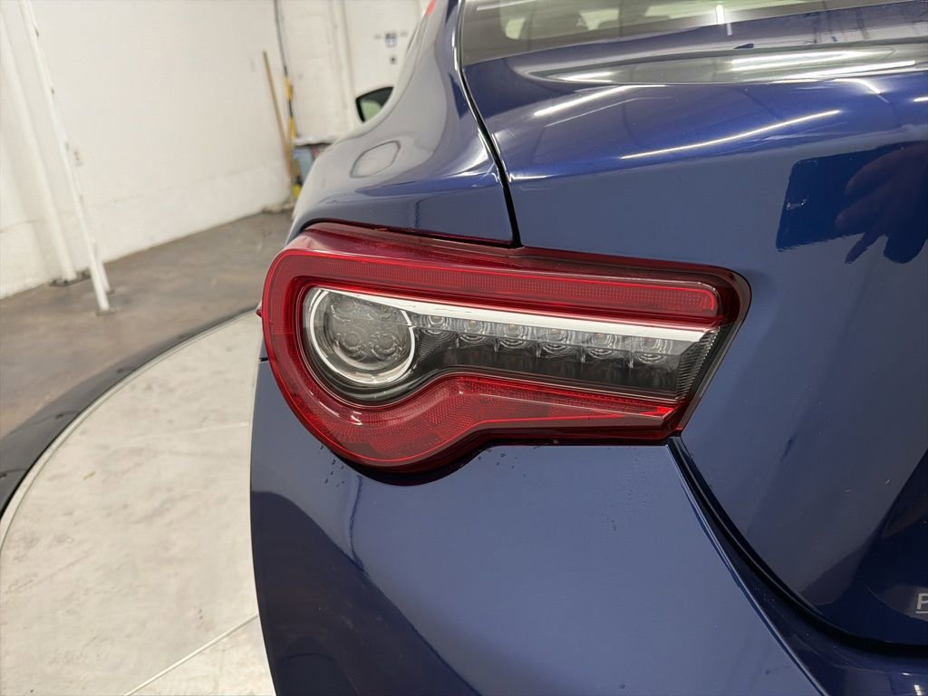 Used 2020 Toyota 86 image 12