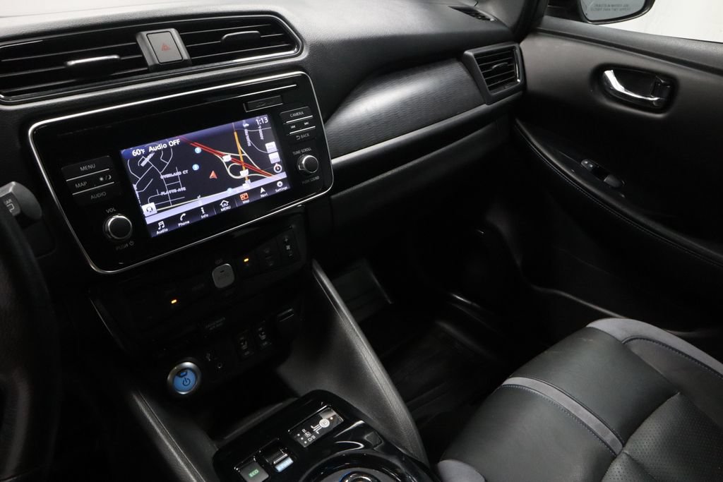 Certified 2018 Nissan Leaf SL w/ SL Technology Package FWD image 30