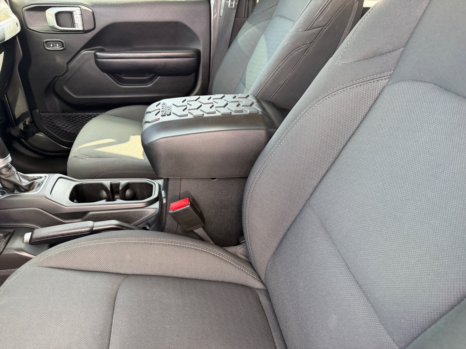 Used 2021 Jeep Gladiator Sport AWD/4WD image 19