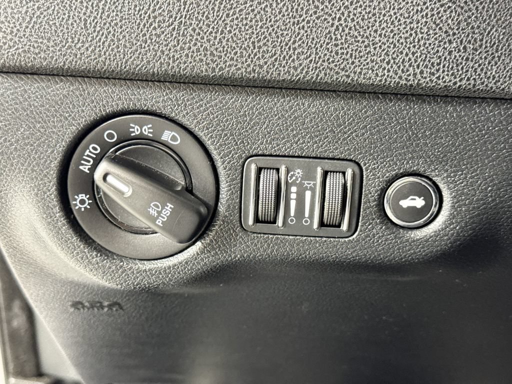 Used 2016 Dodge Charger SXT w/ AWD Plus Group image 14
