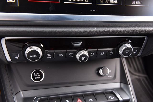 Used 2025 Audi Q3 2.0T Premium Plus w/ Premium Plus Package image 17