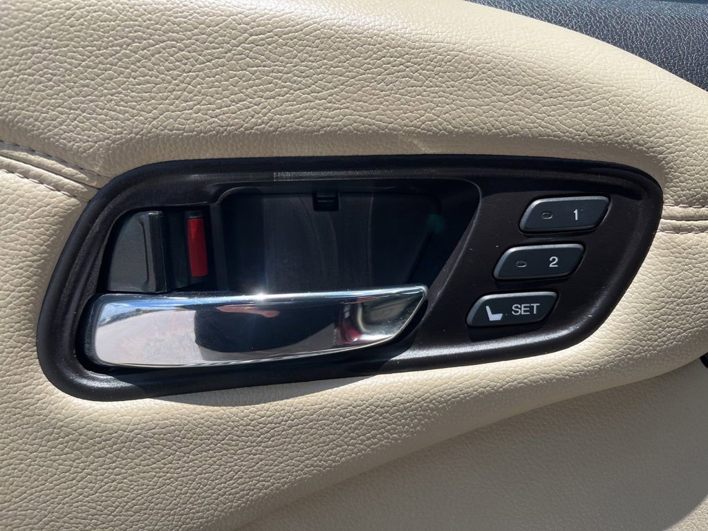 Used 2018 Acura RDX AWD image 11