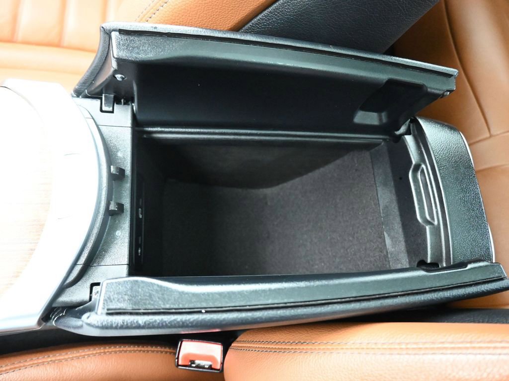 Used 2020 Mercedes-Benz GLC 43 AMG 4MATIC w/ Parking Assistance Package image 30