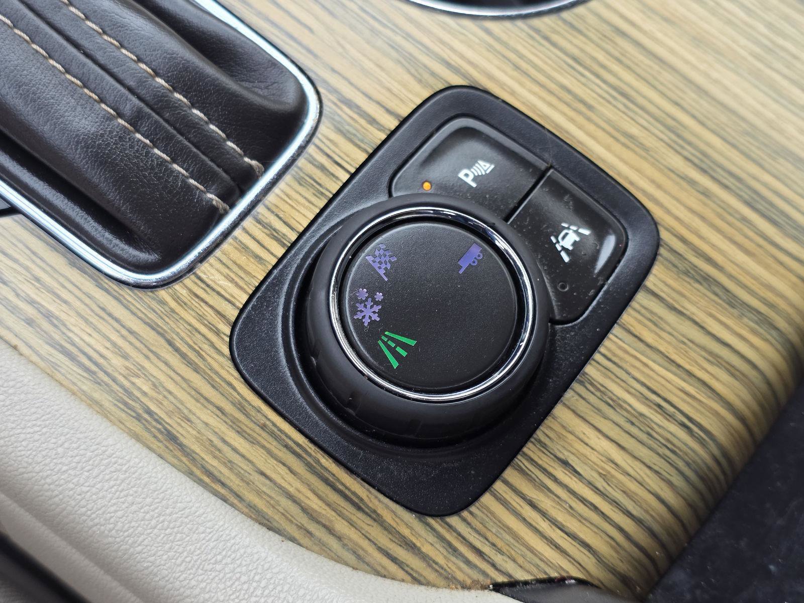 Used 2019 GMC Acadia Denali w/ Technology Package image 42