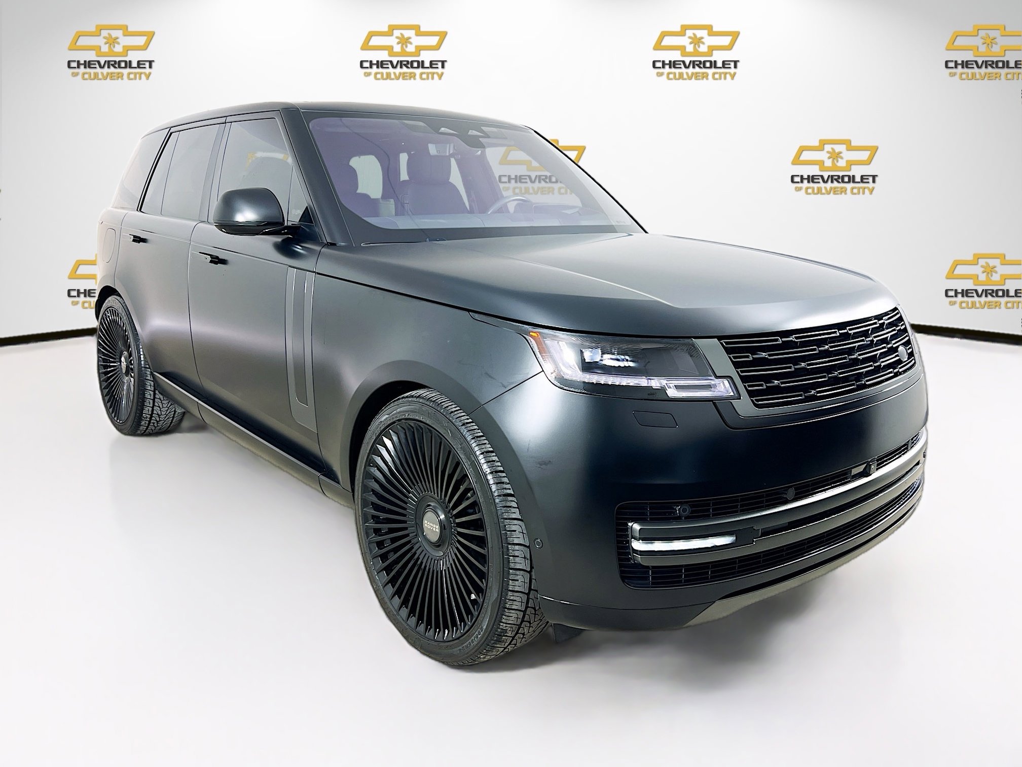 Used 2023 Land Rover Range Rover SE