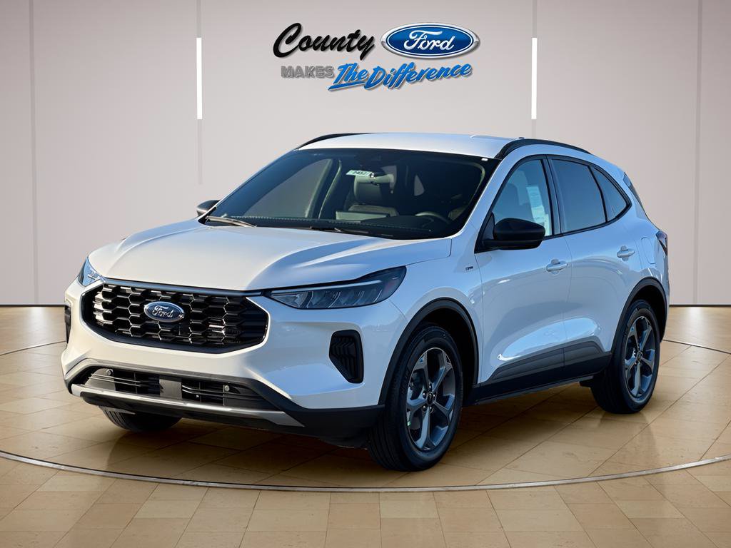 New 2026 Ford Escape ST-Line w/ Tech Pack #1 FWD image 2
