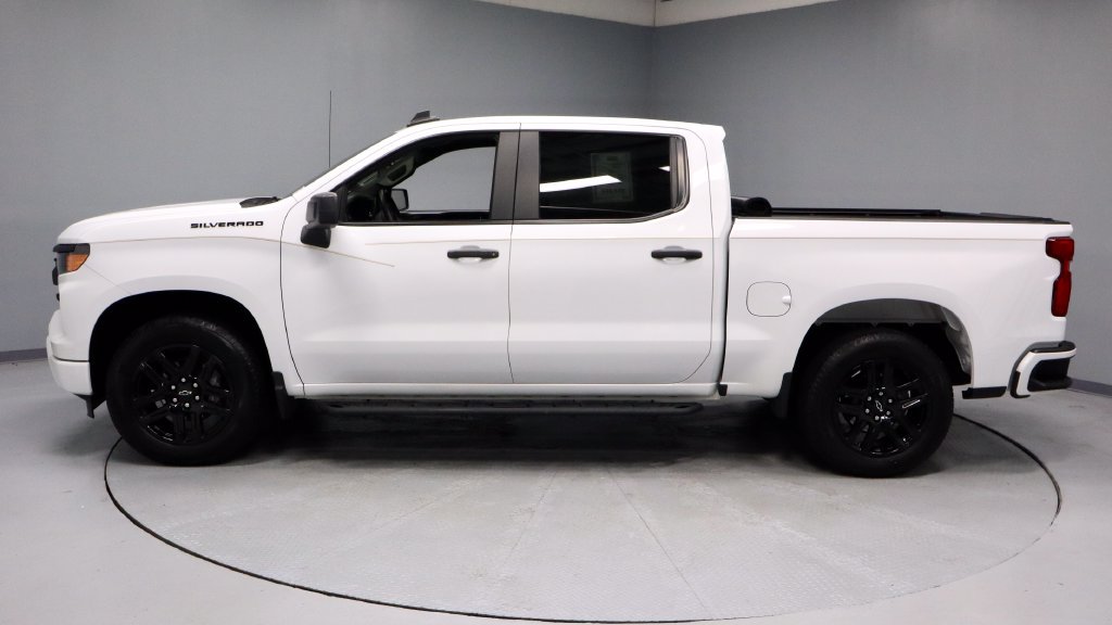 Used 2023 Chevrolet Silverado 1500 Custom w/ LPO, Dark Essentials Package AWD/4WD image 7