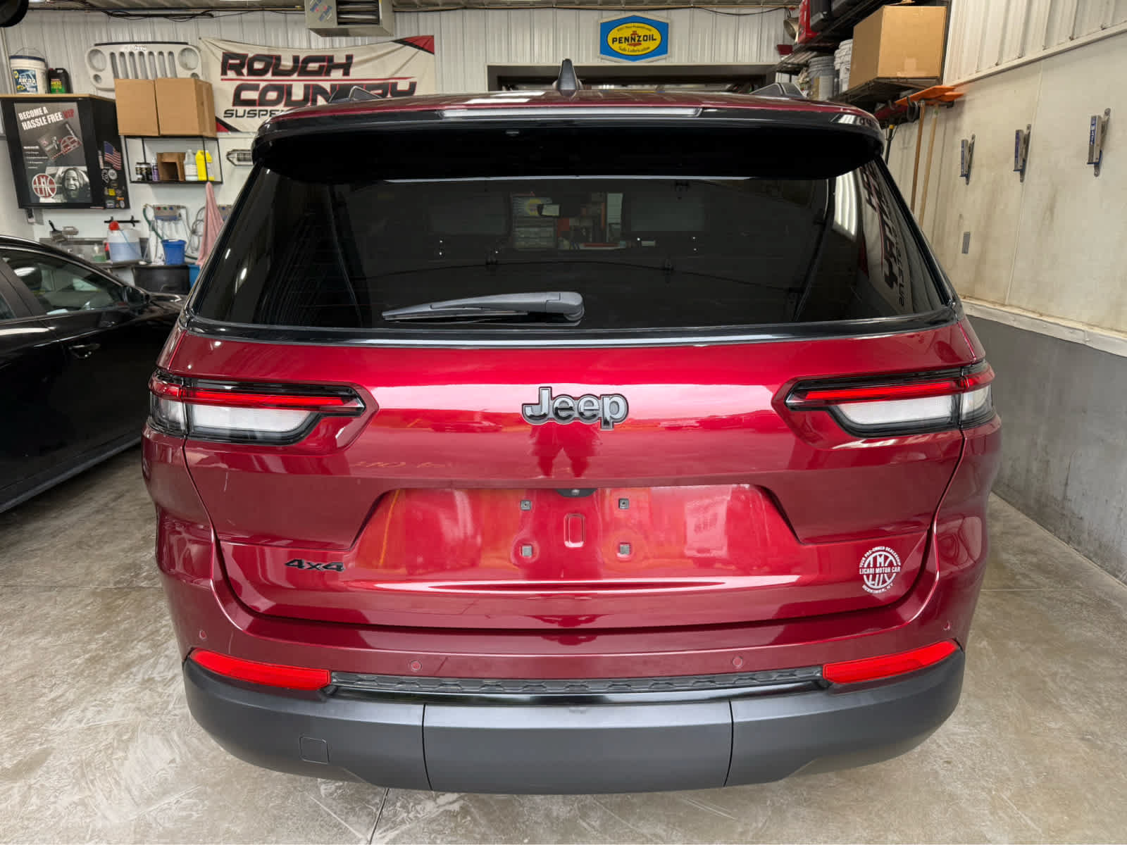 Used 2023 Jeep Grand Cherokee L Laredo AWD/4WD image 6