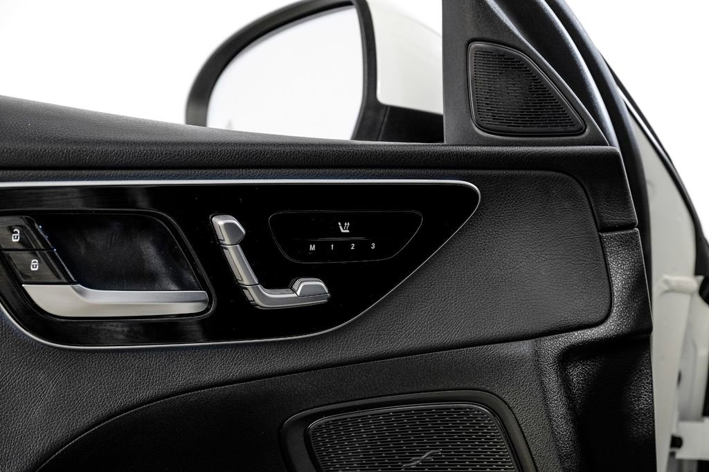 Used 2022 Mercedes-Benz C 300 Sedan image 43