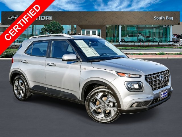 Certified 2025 Hyundai Venue SEL FWD image 1