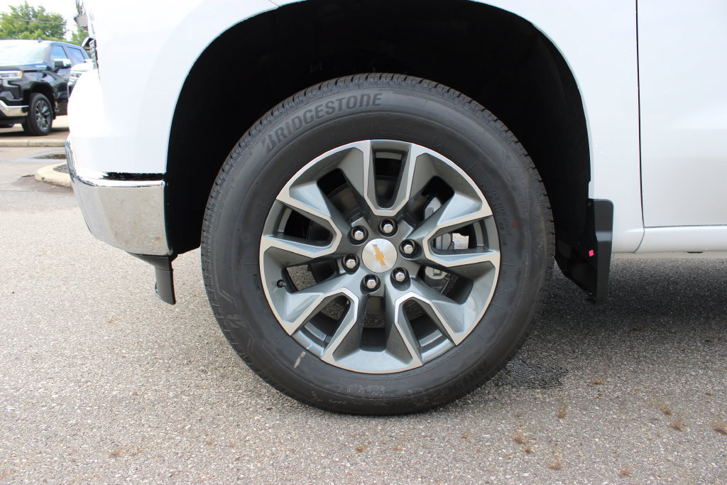 New 2026 Chevrolet Silverado 1500 LT w/ Safety Package AWD/4WD image 31