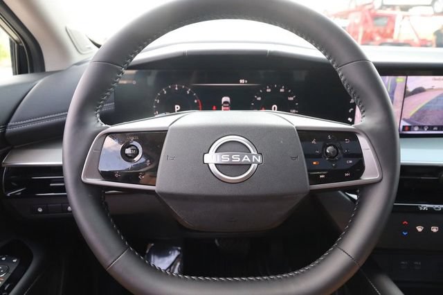 Certified 2025 Nissan Murano SL w/ Cargo Package AWD/4WD image 12