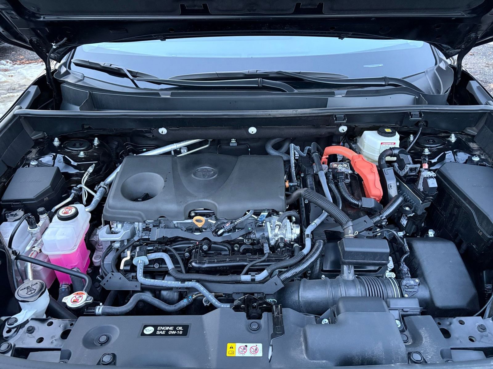 Used 2025 Toyota RAV4 LE image 31