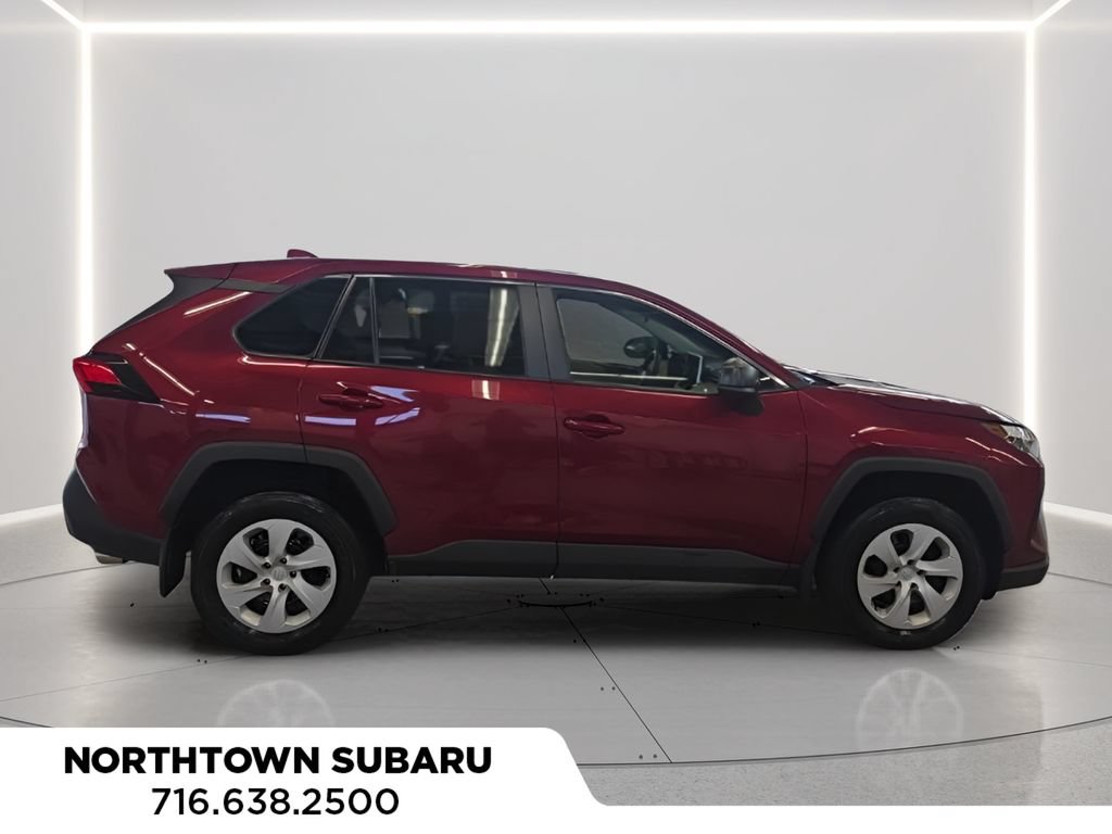 Used 2024 Toyota RAV4 LE AWD/4WD image 6
