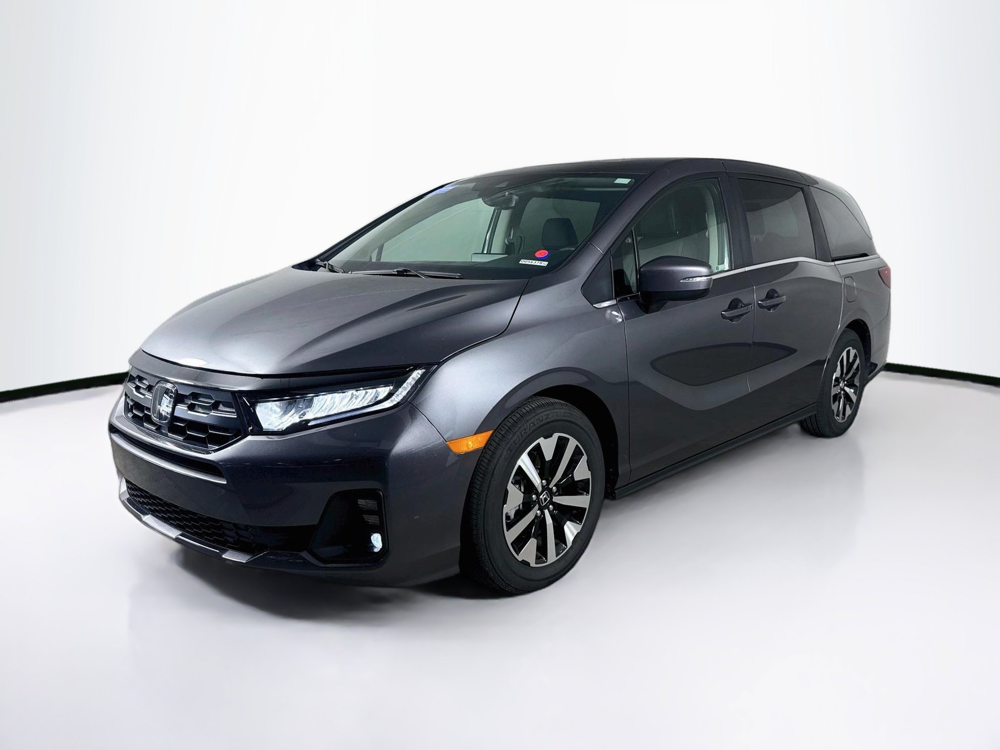 Certified 2026 Honda Odyssey EX-L image 4
