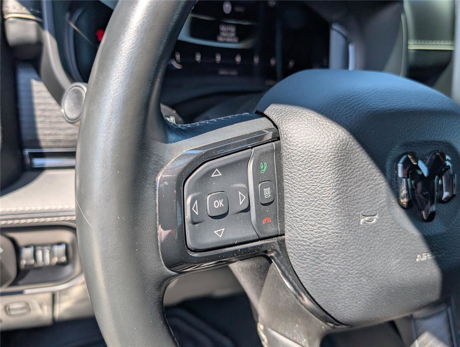 Used 2023 RAM 1500 Limited AWD/4WD image 25