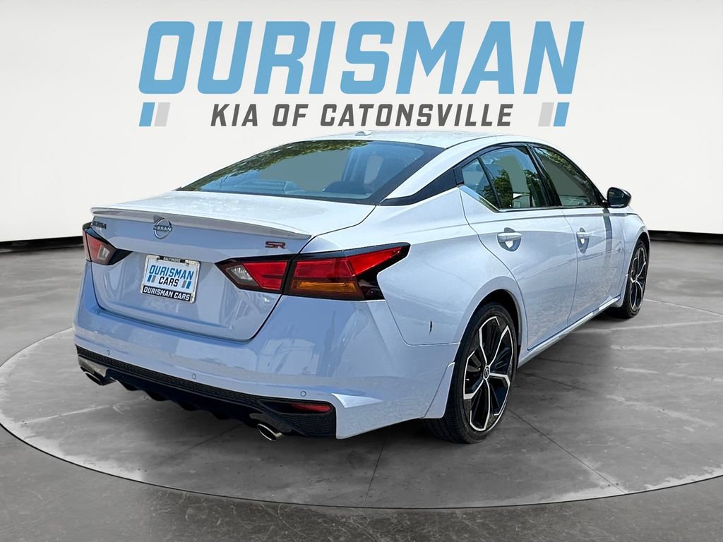 Used 2024 Nissan Altima 2.5 SR FWD image 6