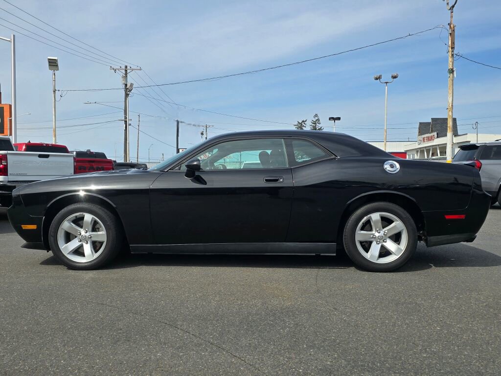 Used 2009 Dodge Challenger R/T RWD image 9