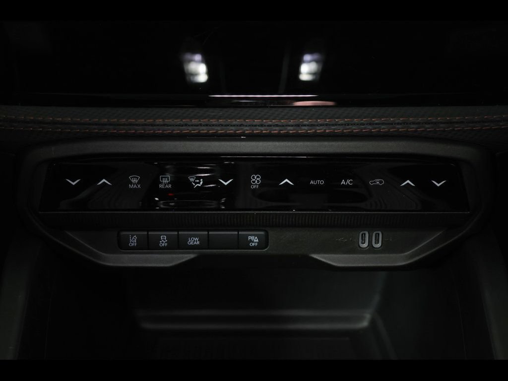 New 2026 Jeep Cherokee Overland AWD/4WD image 24