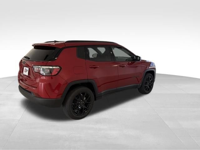 New 2026 Jeep Compass Latitude AWD/4WD image 4