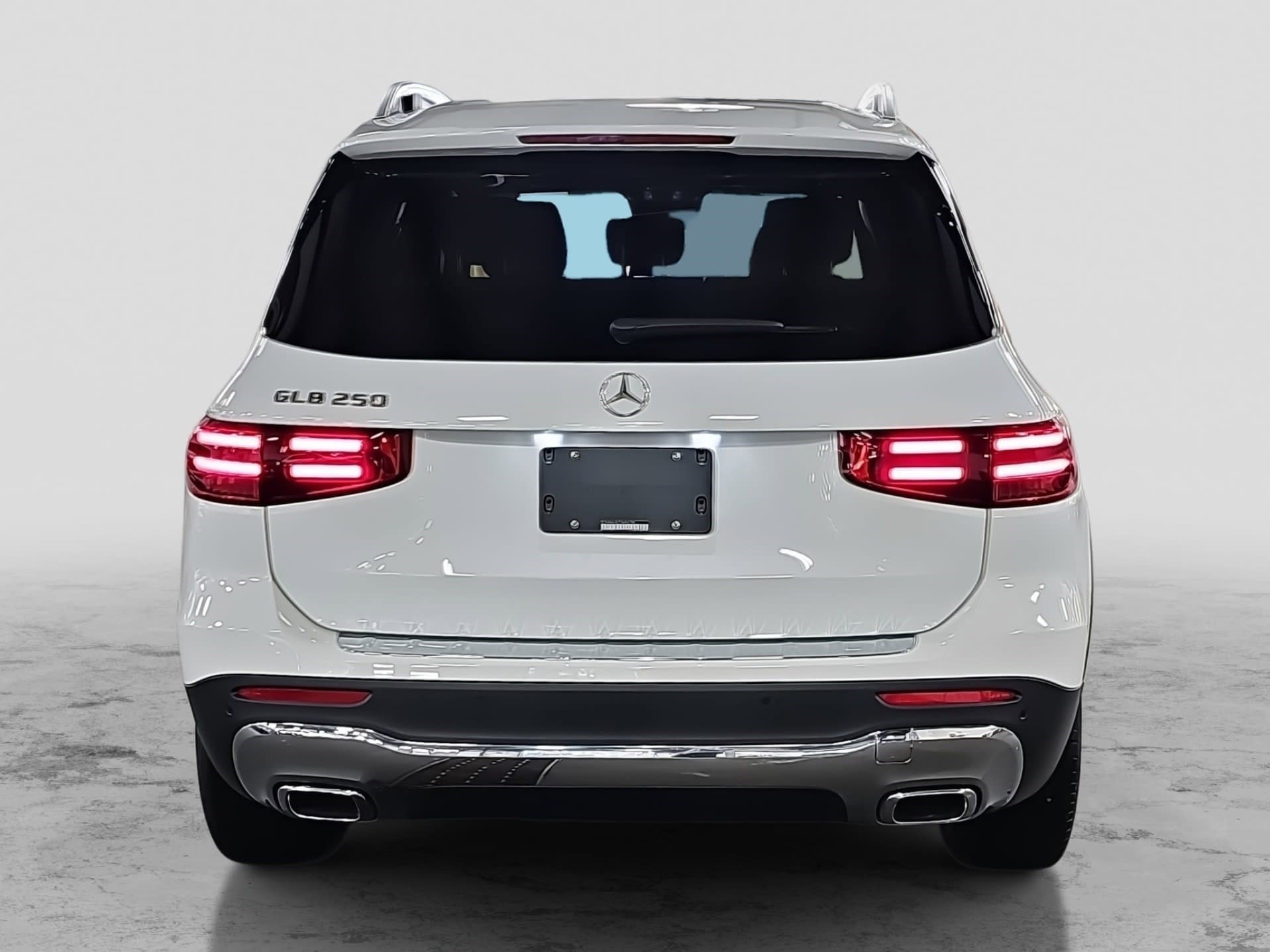 New 2026 Mercedes-Benz GLB 250 image 6