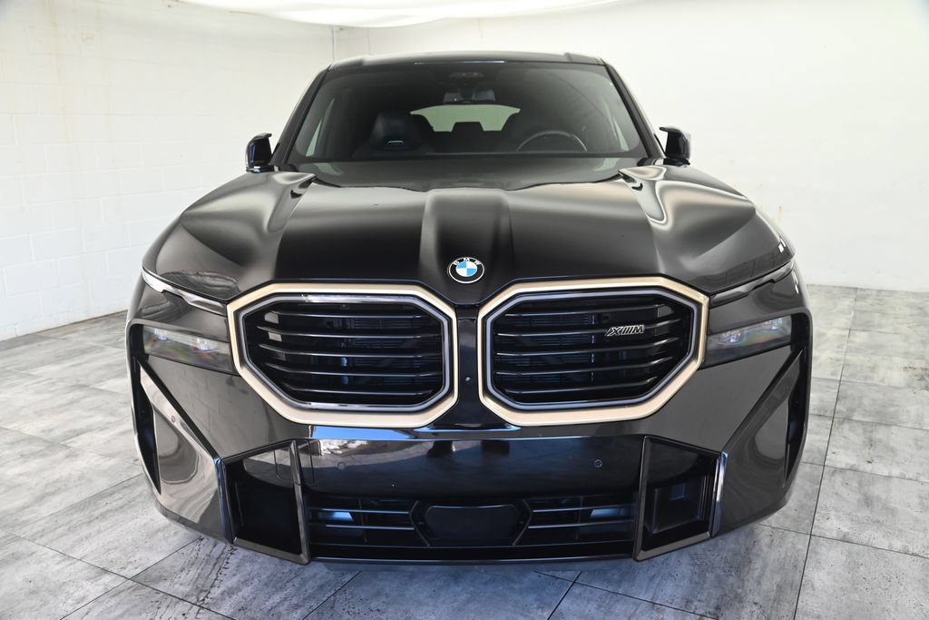 Used 2023 BMW XM AWD/4WD image 2