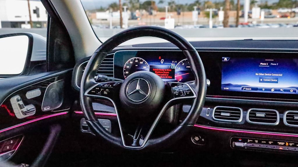 Used 2024 Mercedes-Benz GLS 450 4MATIC image 17