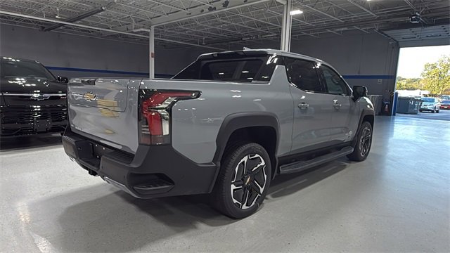 New 2026 Chevrolet Silverado EV LT image 4