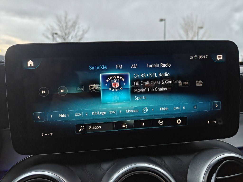 Used 2022 Mercedes-Benz GLC 300 4MATIC Coupe image 17