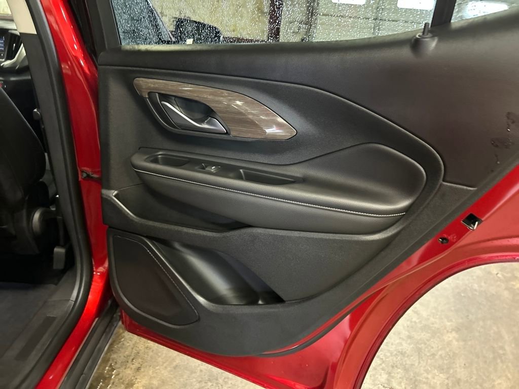 Used 2022 GMC Terrain Denali w/ Denali Premium Package image 29