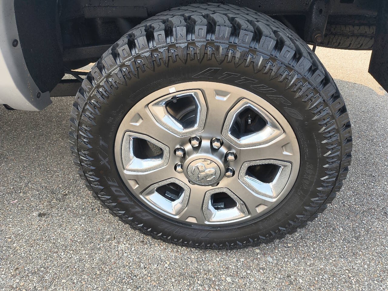 Used 2018 RAM 2500 Outdoorsman AWD/4WD image 12