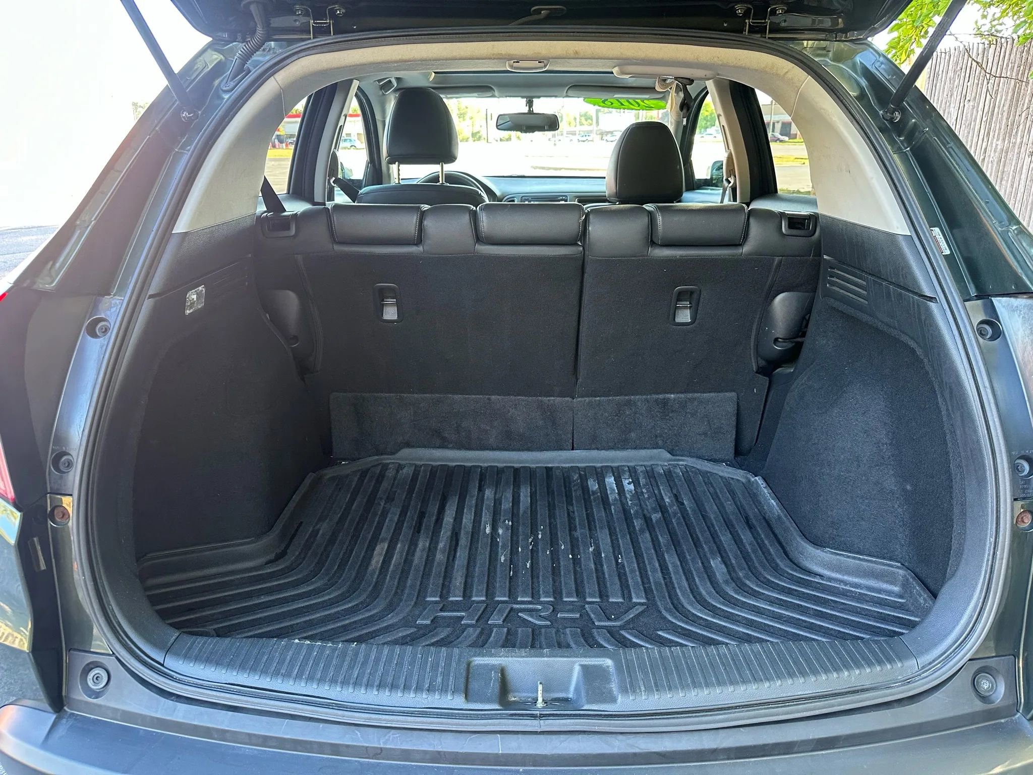 Used 2018 Honda HR-V EX-L image 25
