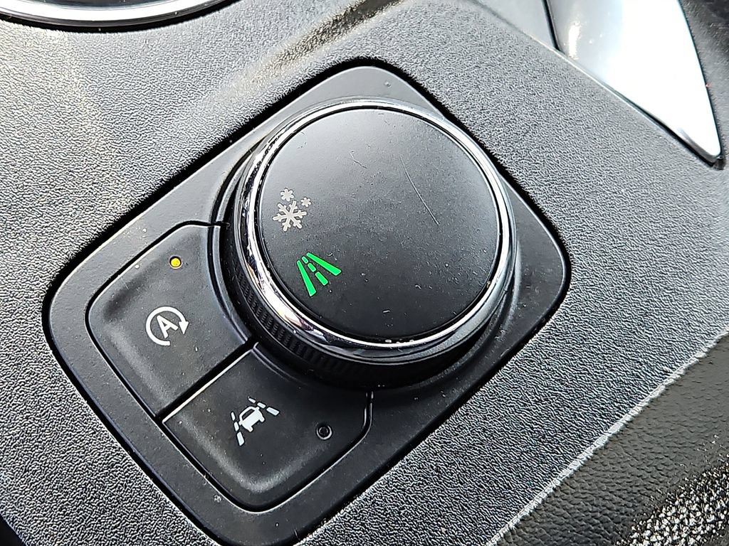 Certified 2023 Chevrolet Traverse LT FWD image 26