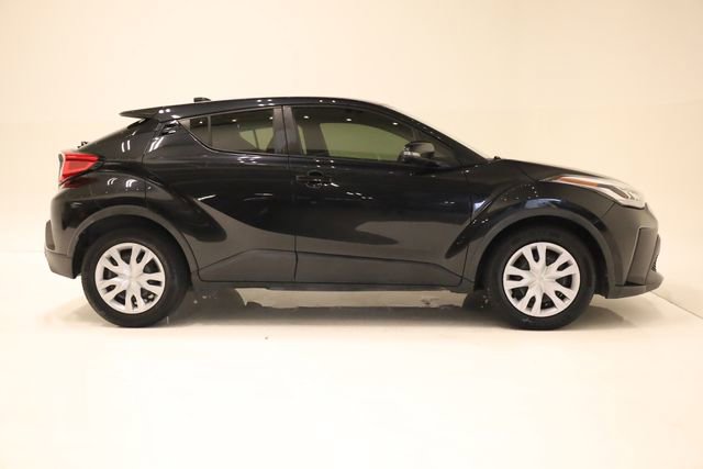 Used 2021 Toyota C-HR LE FWD image 3