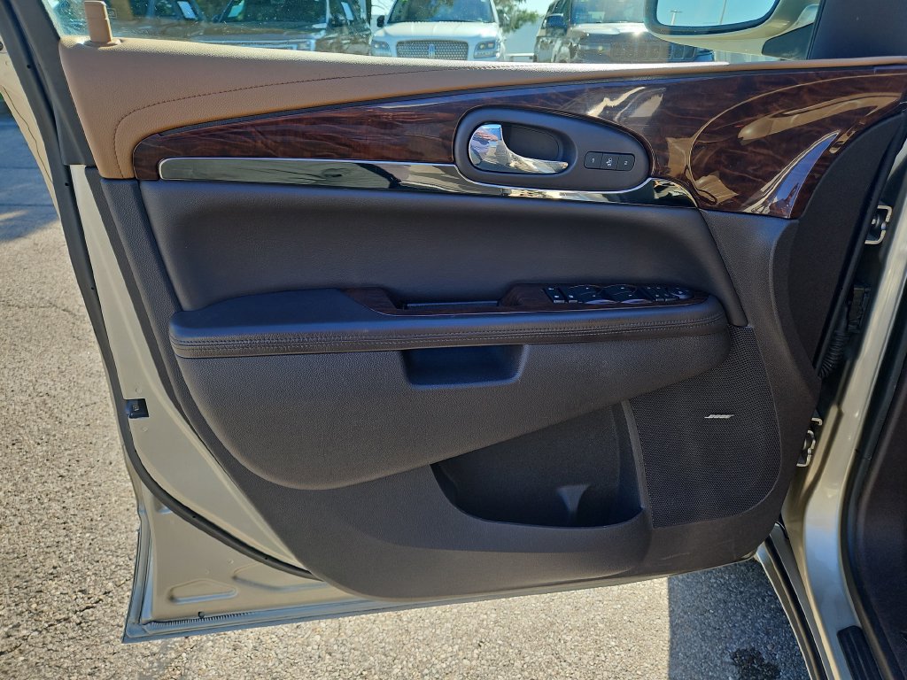 Used 2016 Buick Enclave Premium w/ Experience Buick Package AWD/4WD image 23