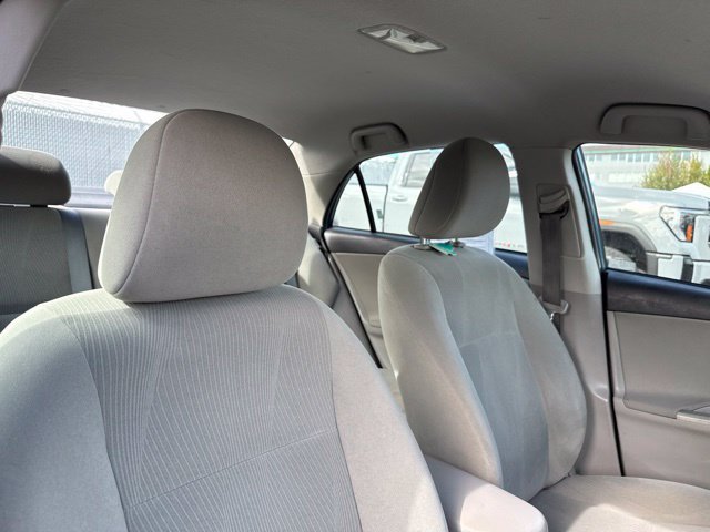 Used 2013 Toyota Corolla LE FWD image 15