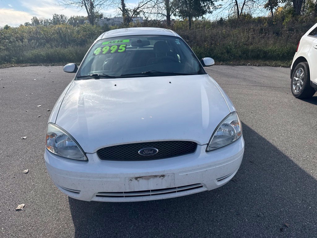Used 2007 Ford Taurus SEL FWD image 2