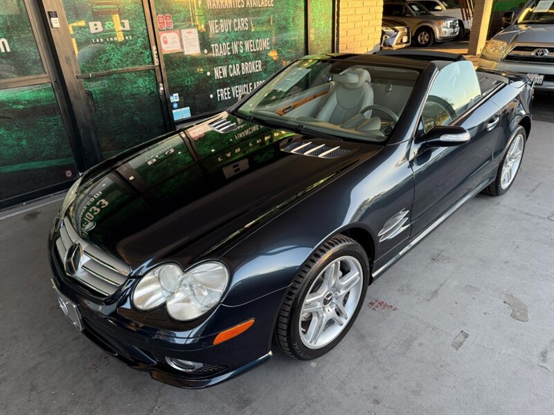 Used 2007 Mercedes-Benz SL 550 image 2