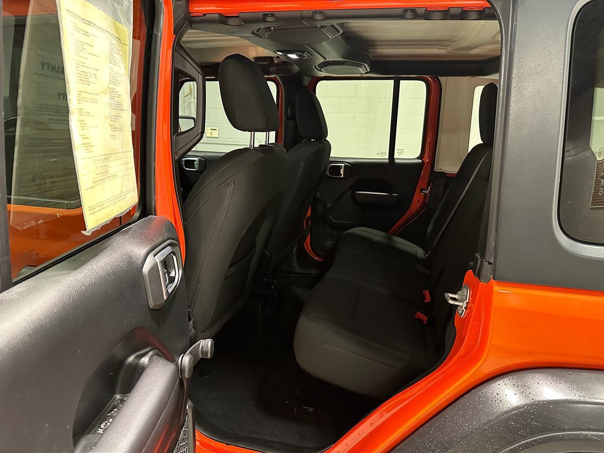 Used 2018 Jeep Wrangler Unlimited Sport AWD/4WD image 22