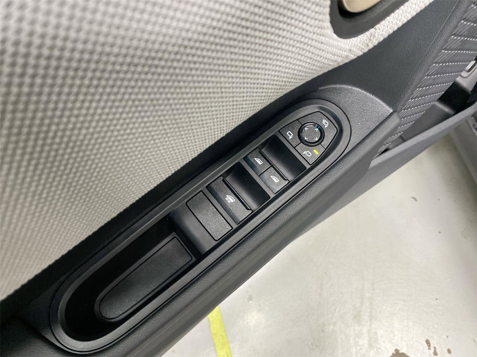 New 2026 MINI Cooper S image 19