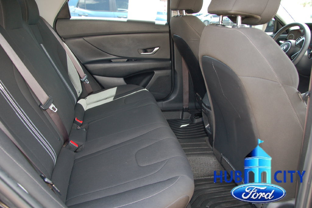Used 2024 Hyundai Elantra SEL FWD image 14