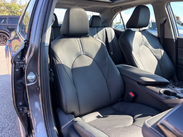 Used 2023 Toyota Camry XSE w/ Cold Weather Package FWD image 22