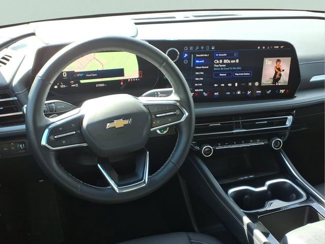 Used 2025 Chevrolet Traverse LT image 19