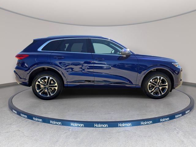 Certified 2025 Audi Q5 Premium w/ Convenience Package AWD/4WD image 4